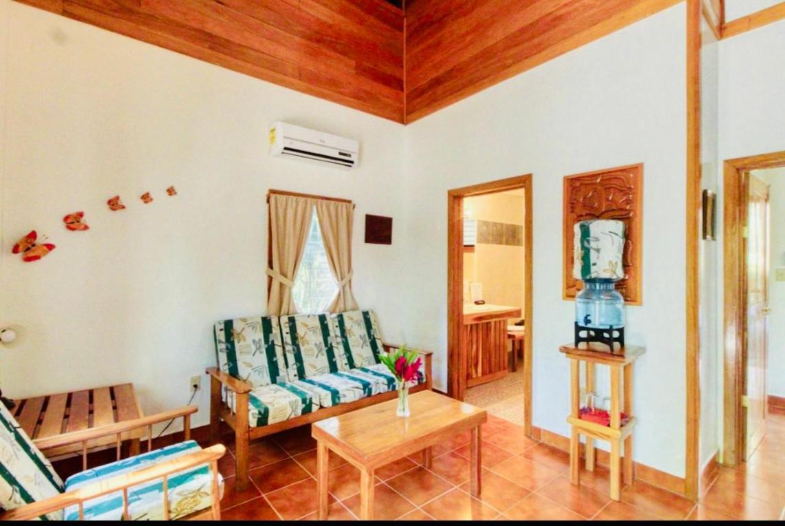 Mariposa Jungle Lodge Сан-Игнасио Экстерьер фото